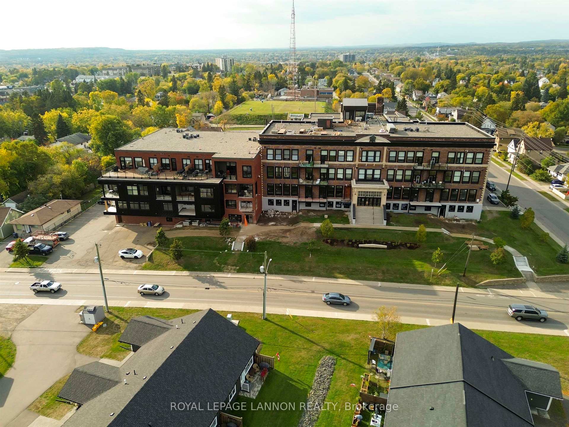 Photo 32 of Unit 3206, 96 High Street N, Thunder Bay, College Heights — HOMEH