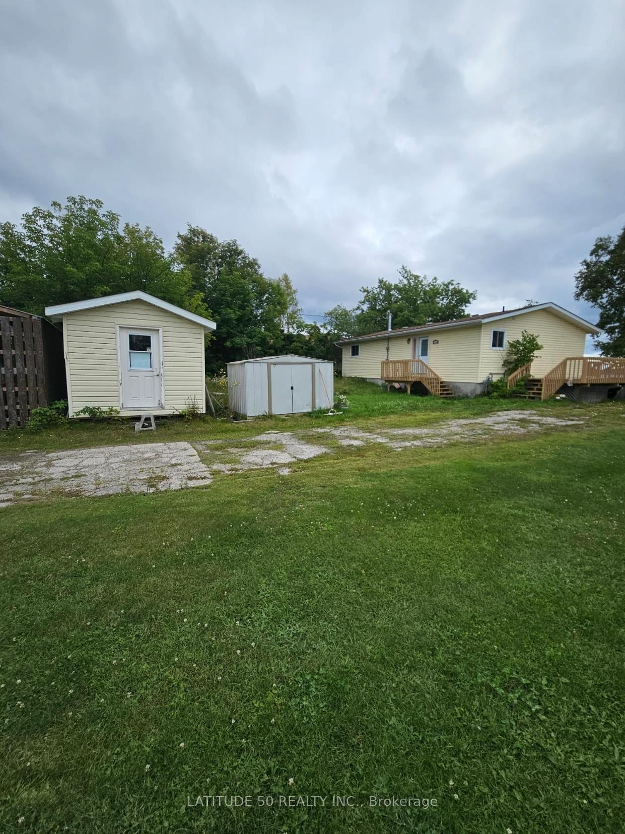 Photo 4 of 214 Lakeshore Drive, Ignace — HOMEH