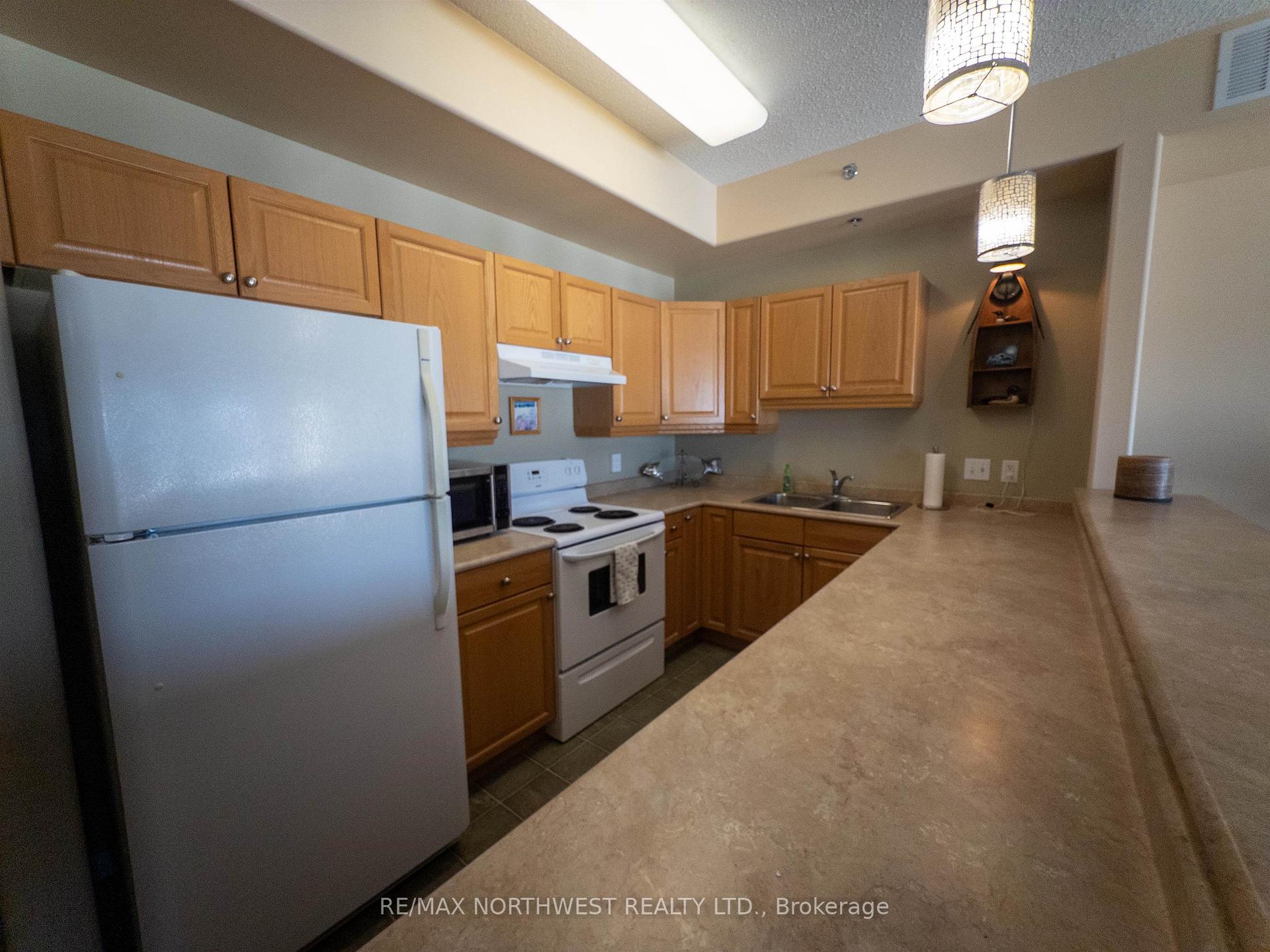 Photo 16 of Unit 305, 5 Bay Road, Kenora, Norman — HOMEH