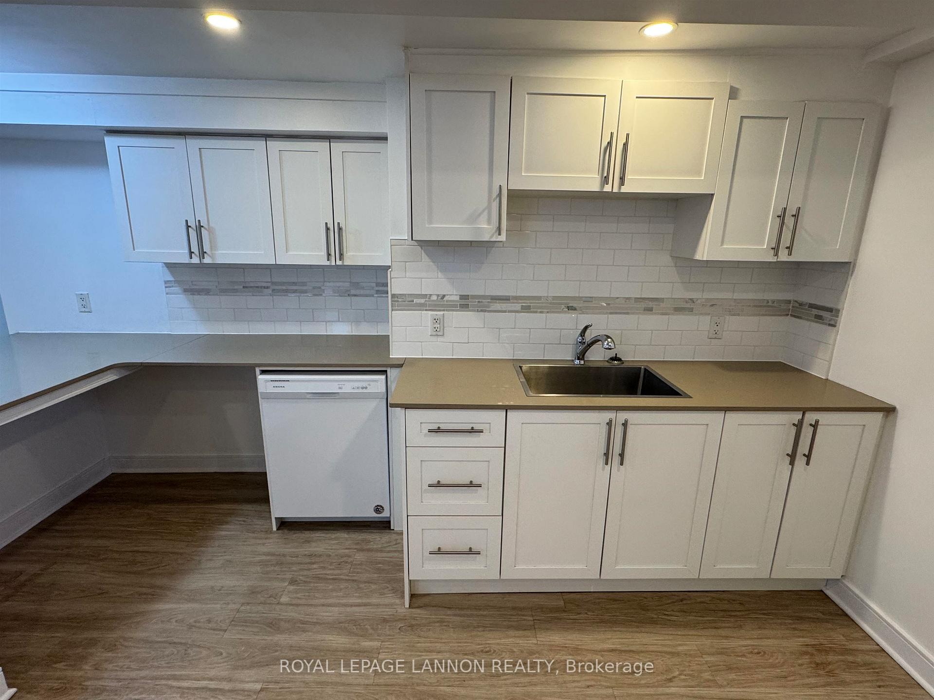 Photo 34 of 82 Machar Ave., Thunder Bay, Court / Cumberland — HOMEH