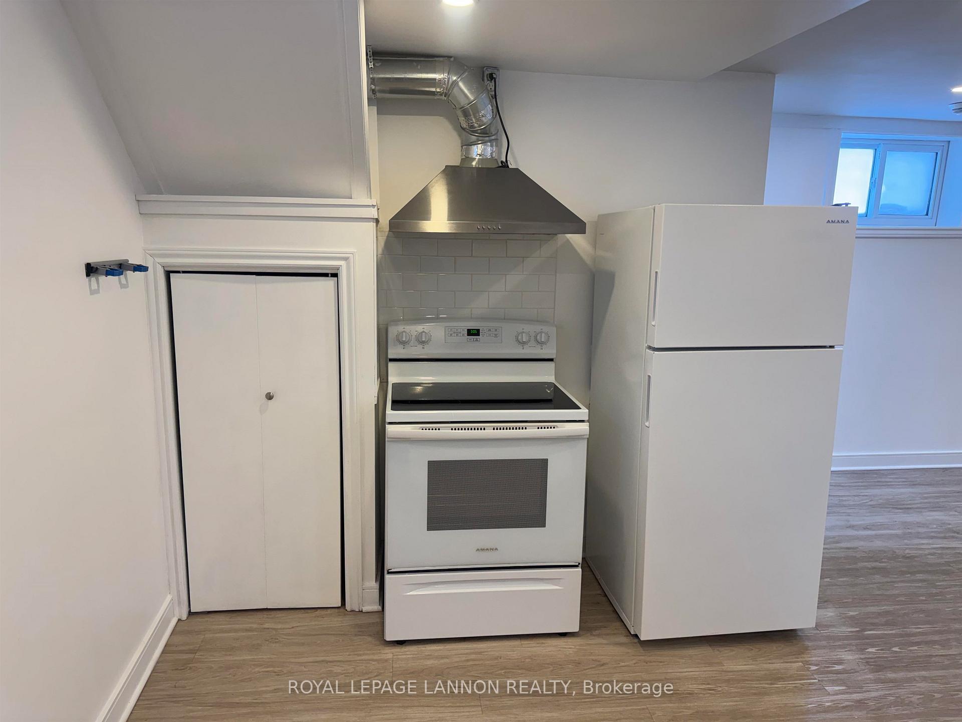 Photo 37 of 82 Machar Ave., Thunder Bay, Court / Cumberland — HOMEH