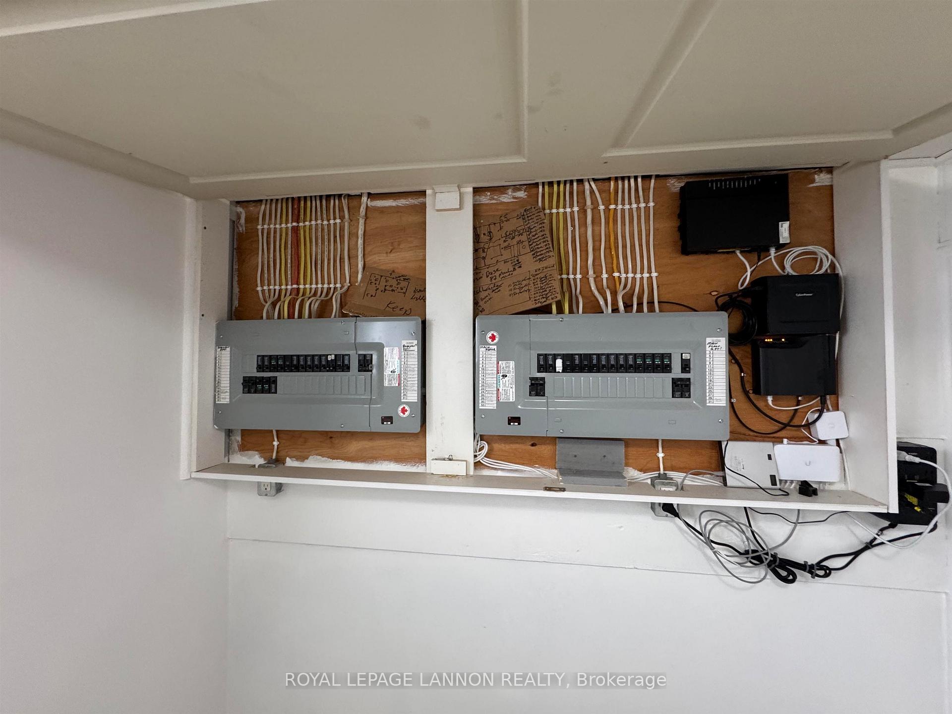 Photo 44 of 82 Machar Ave., Thunder Bay, Court / Cumberland — HOMEH
