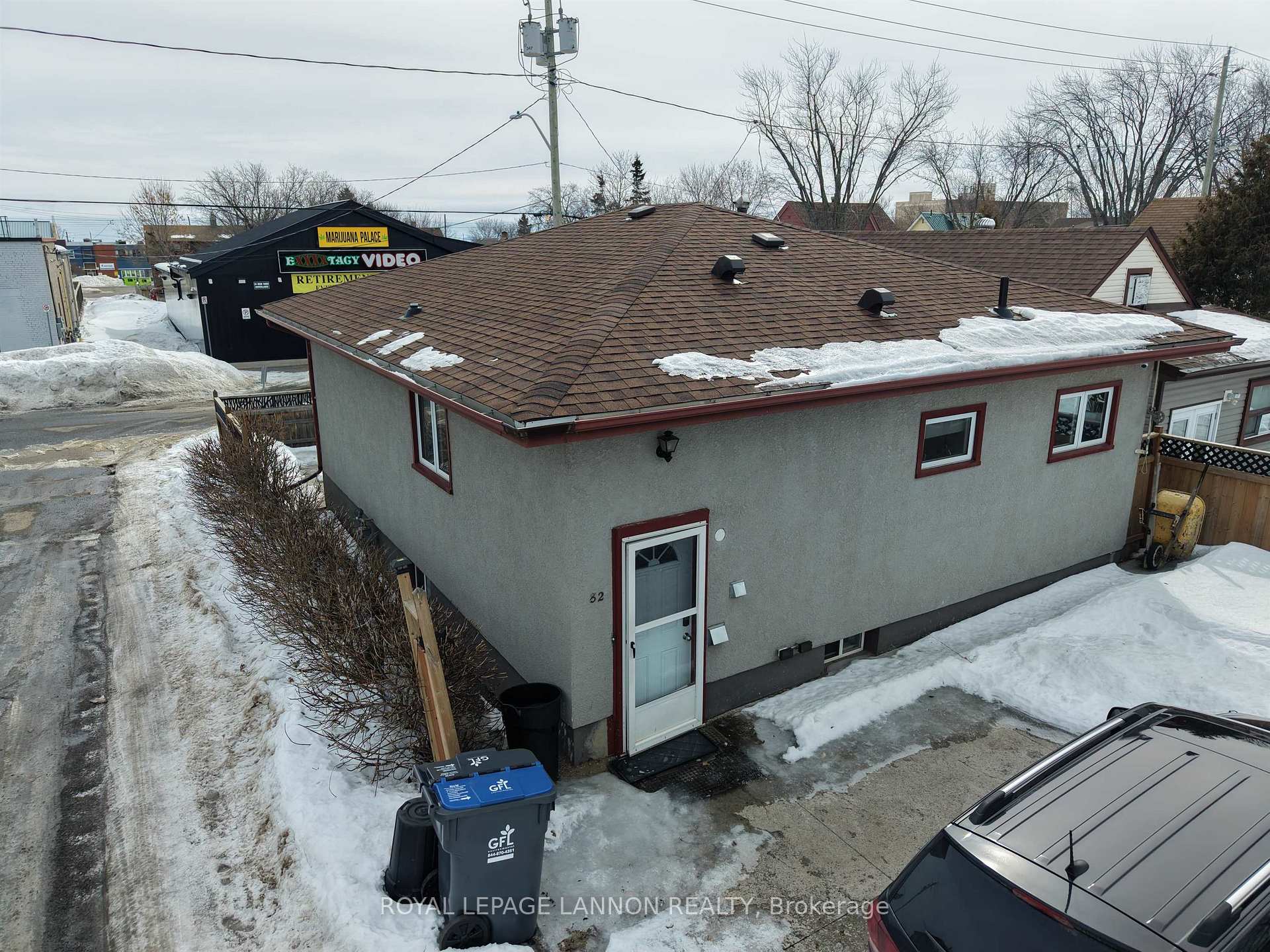 Photo 46 of 82 Machar Ave., Thunder Bay, Court / Cumberland — HOMEH