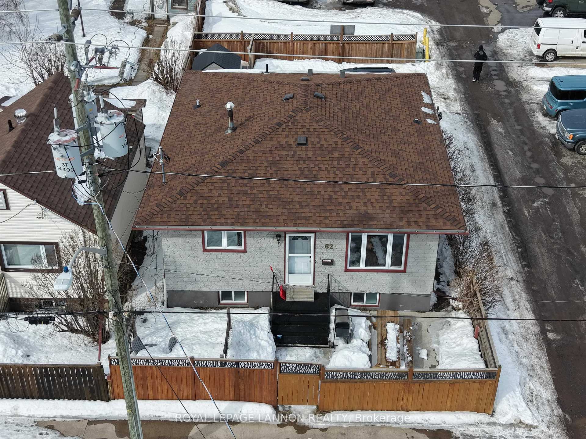 Photo 48 of 82 Machar Ave., Thunder Bay, Court / Cumberland — HOMEH