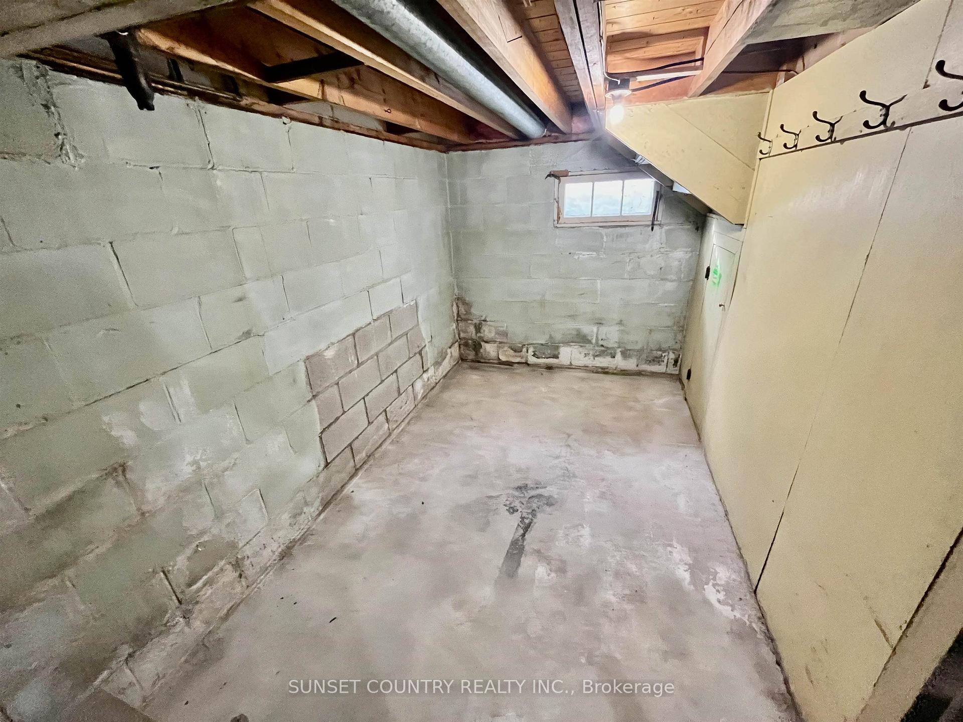 Photo 17 of 34 Machin Avenue, Dryden, Downtown — HOMEH
