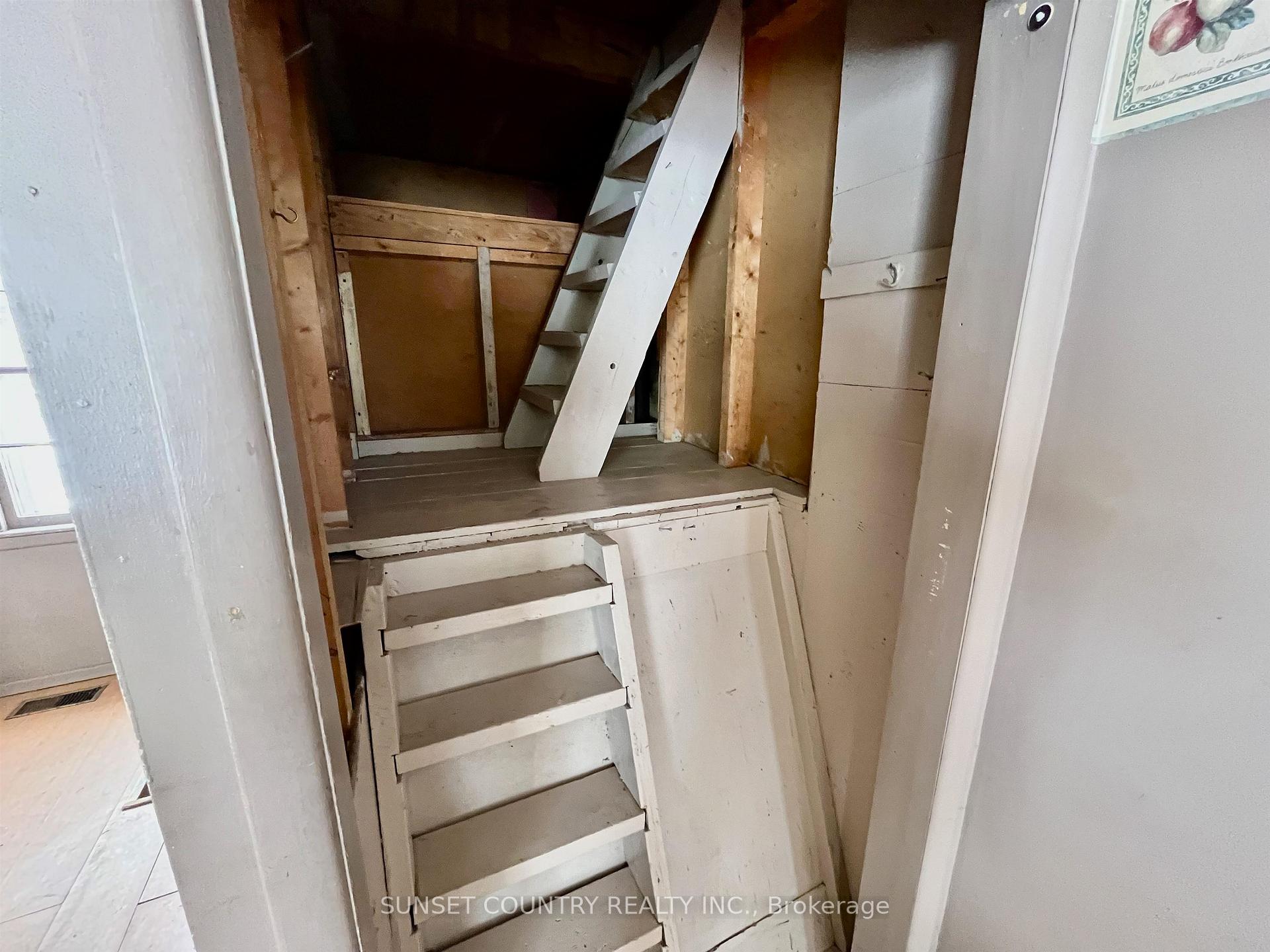 Photo 29 of 34 Machin Avenue, Dryden, Downtown — HOMEH