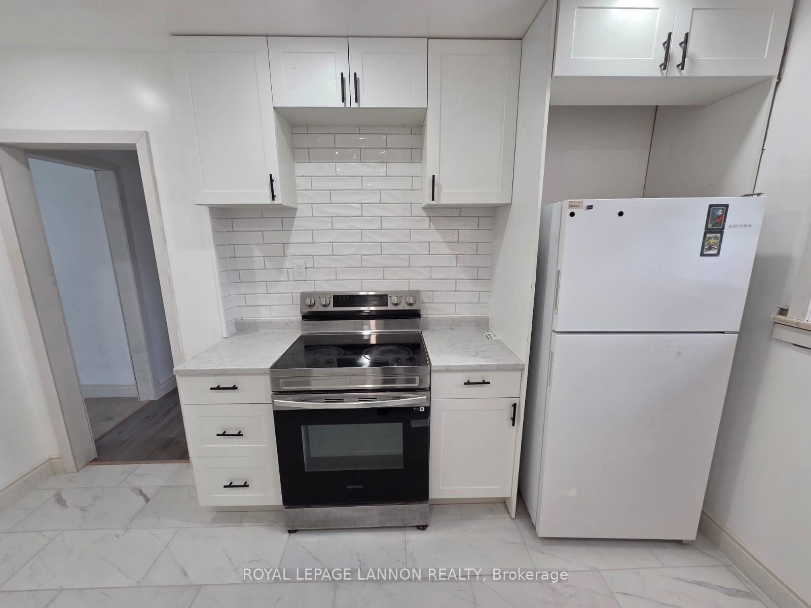 Photo 8 of 2230 Begin Street E, Thunder Bay, Green Acres — HOMEH