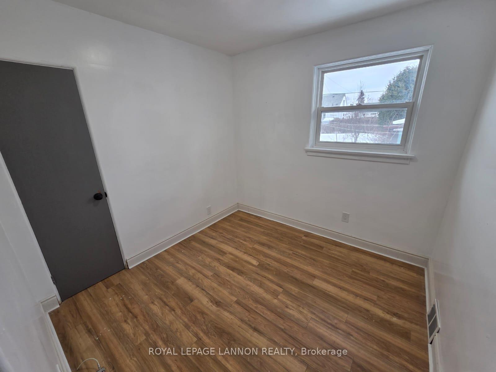Photo 17 of 2230 Begin Street E, Thunder Bay, Green Acres — HOMEH