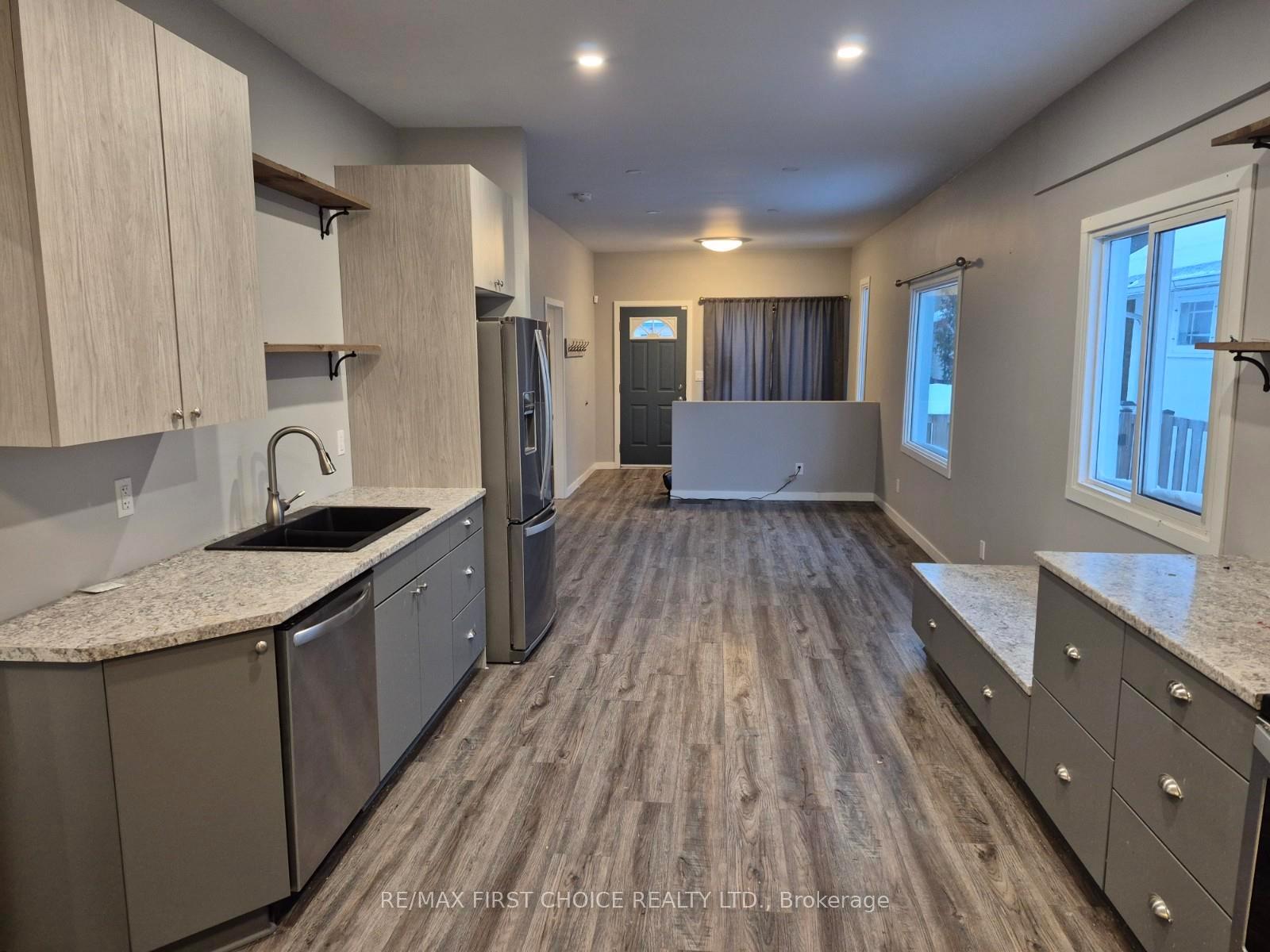 Photo 4 of 217 Angus Street, Thunder Bay, Court / Cumberland — HOMEH