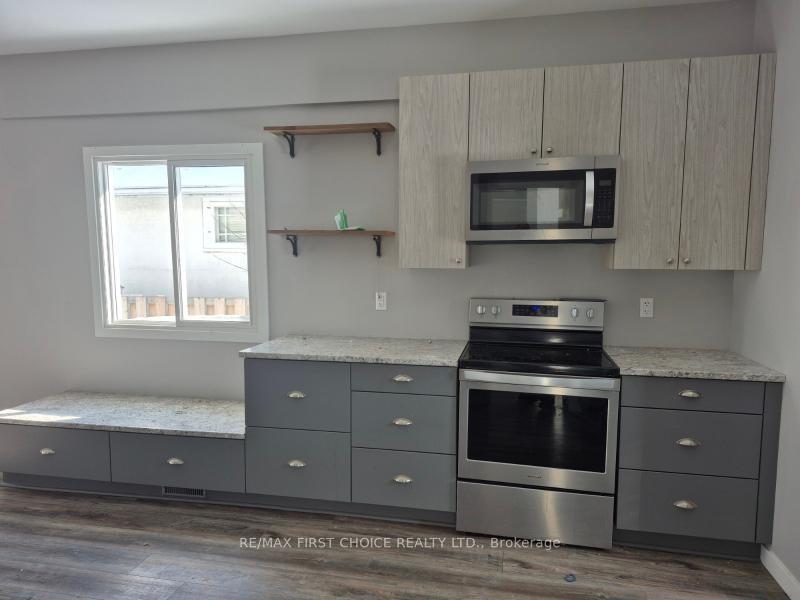 Photo 6 of 217 Angus Street, Thunder Bay, Court / Cumberland — HOMEH