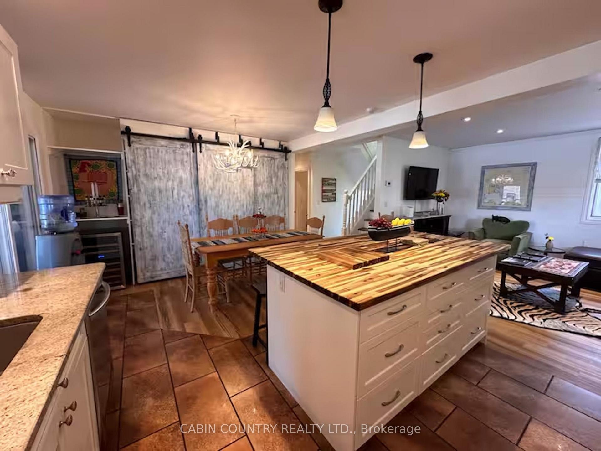 Photo 7 of 314 Front Street, Kenora, Keewatin — HOMEH