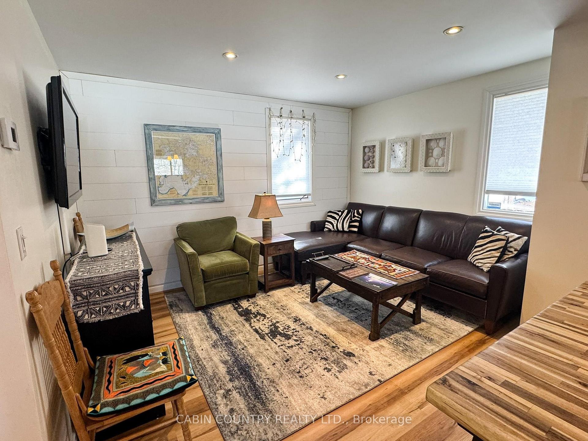 Photo 8 of 314 Front Street, Kenora, Keewatin — HOMEH
