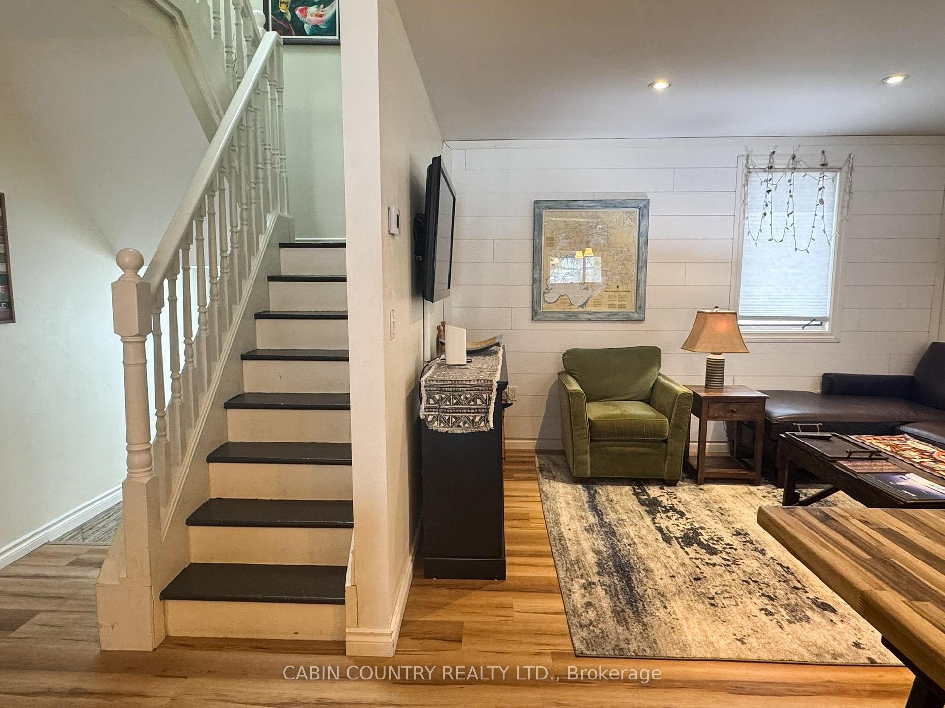 Photo 13 of 314 Front Street, Kenora, Keewatin — HOMEH