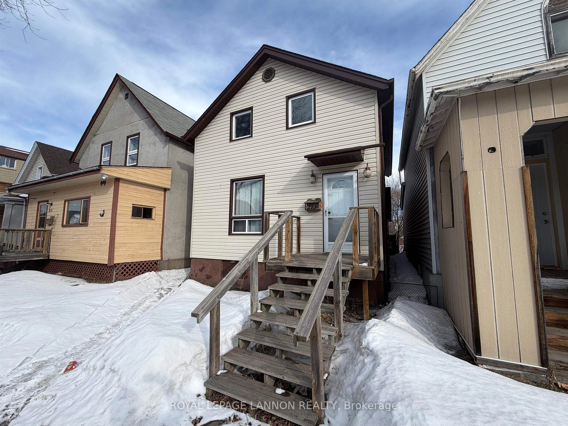 Photo 1 of 213 Cumming Street, Thunder Bay, East End — HOMEH