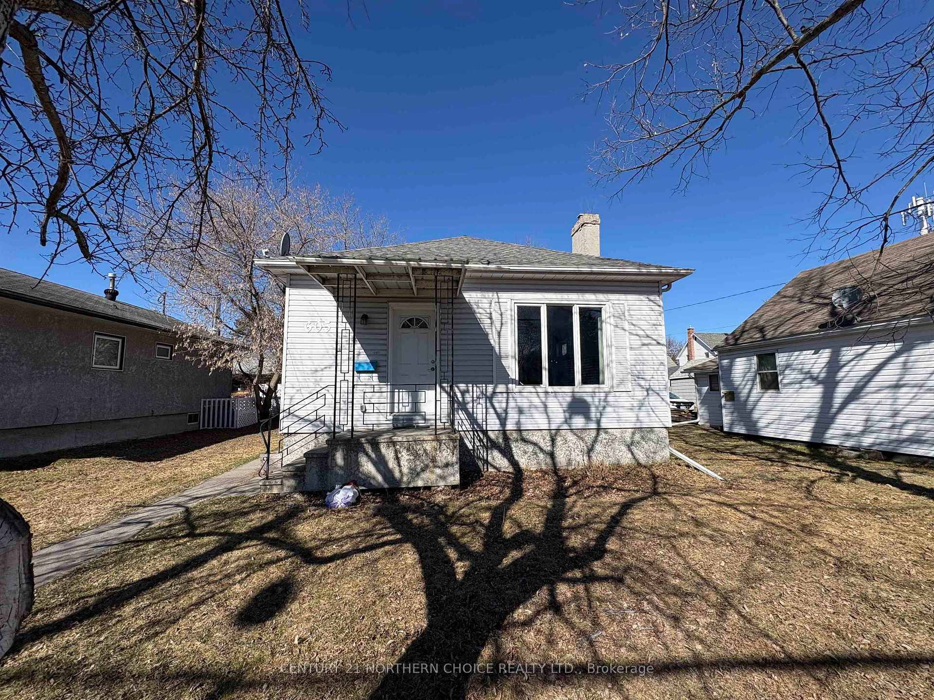Photo 1 of 605 Crowe Avenue, Fort Frances — HOMEH
