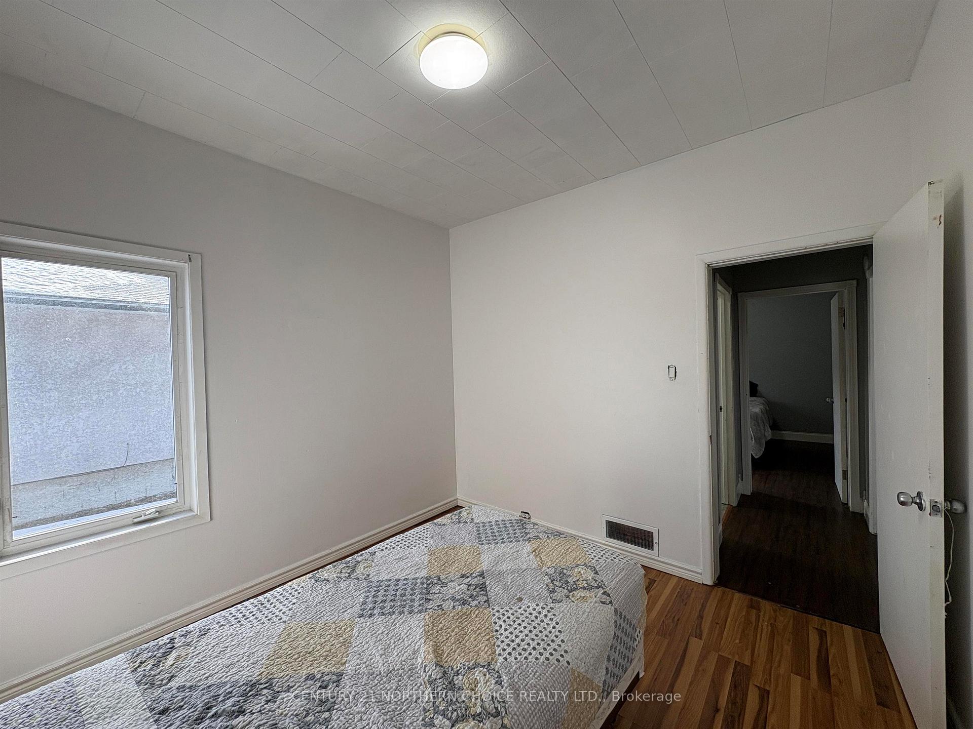 Photo 13 of 605 Crowe Avenue, Fort Frances — HOMEH
