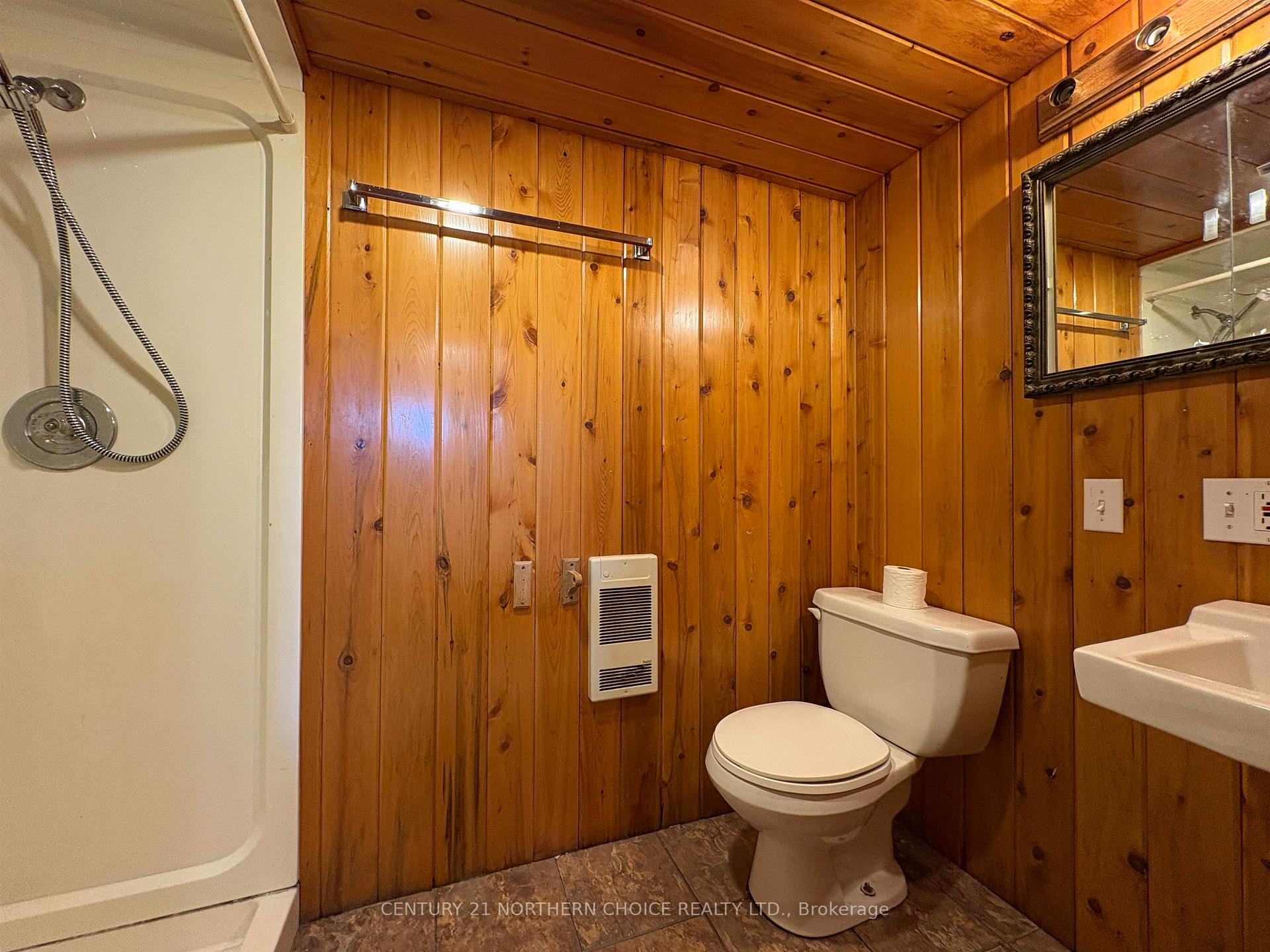 Photo 19 of 605 Crowe Avenue, Fort Frances — HOMEH