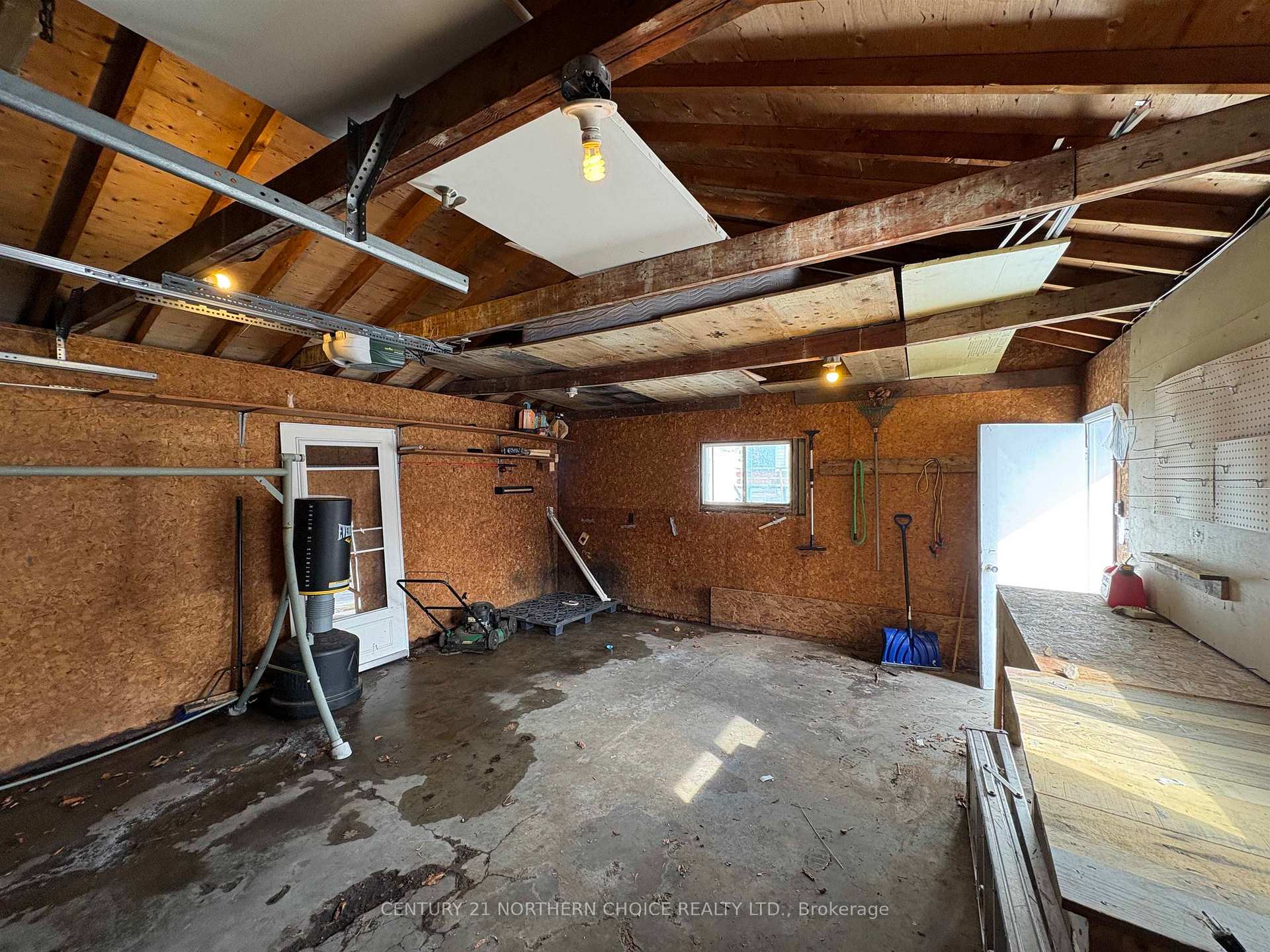 Photo 30 of 605 Crowe Avenue, Fort Frances — HOMEH