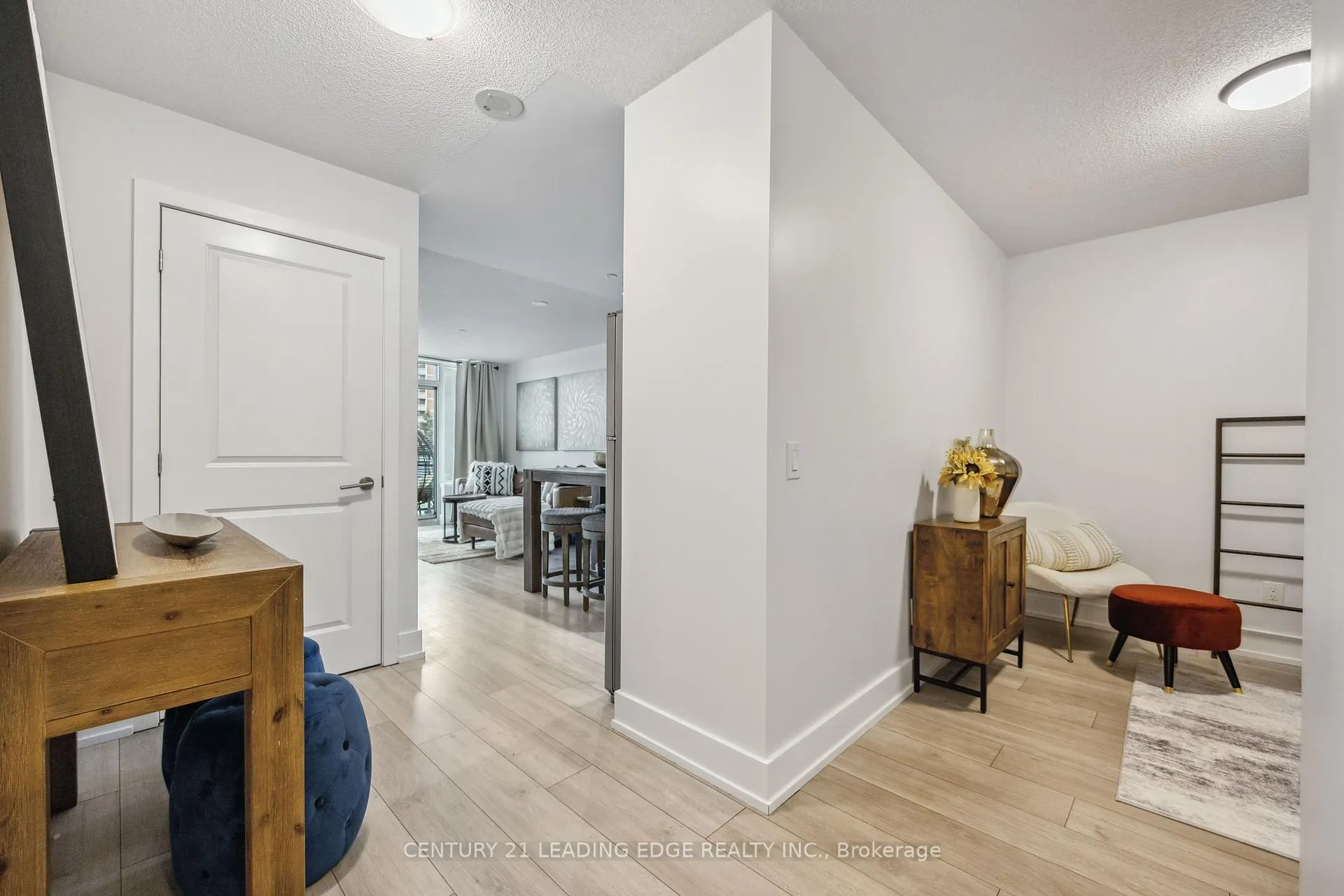 Photo 6 of Unit 304, 1215 Bayly Street, Pickering, Bay Ridges — HOMEH