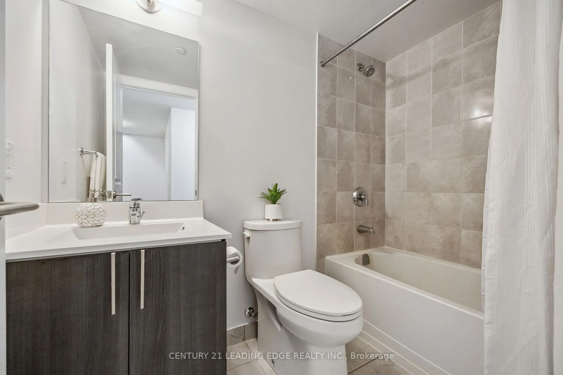 Photo 29 of Unit 304, 1215 Bayly Street, Pickering, Bay Ridges — HOMEH