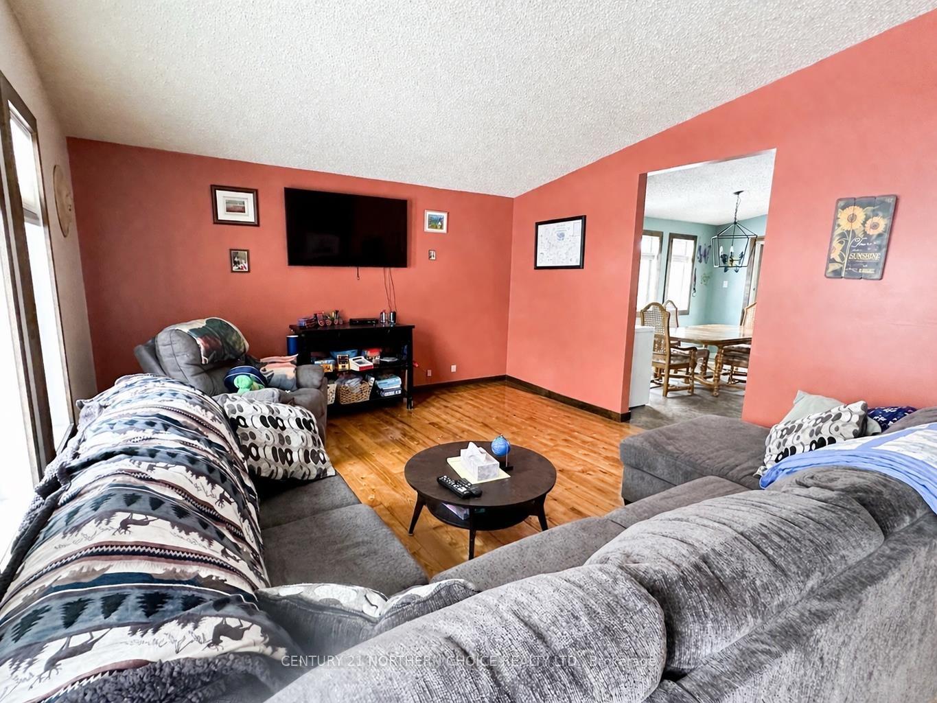 Photo 6 of 113 Birch Drive, Ear Falls — HOMEH