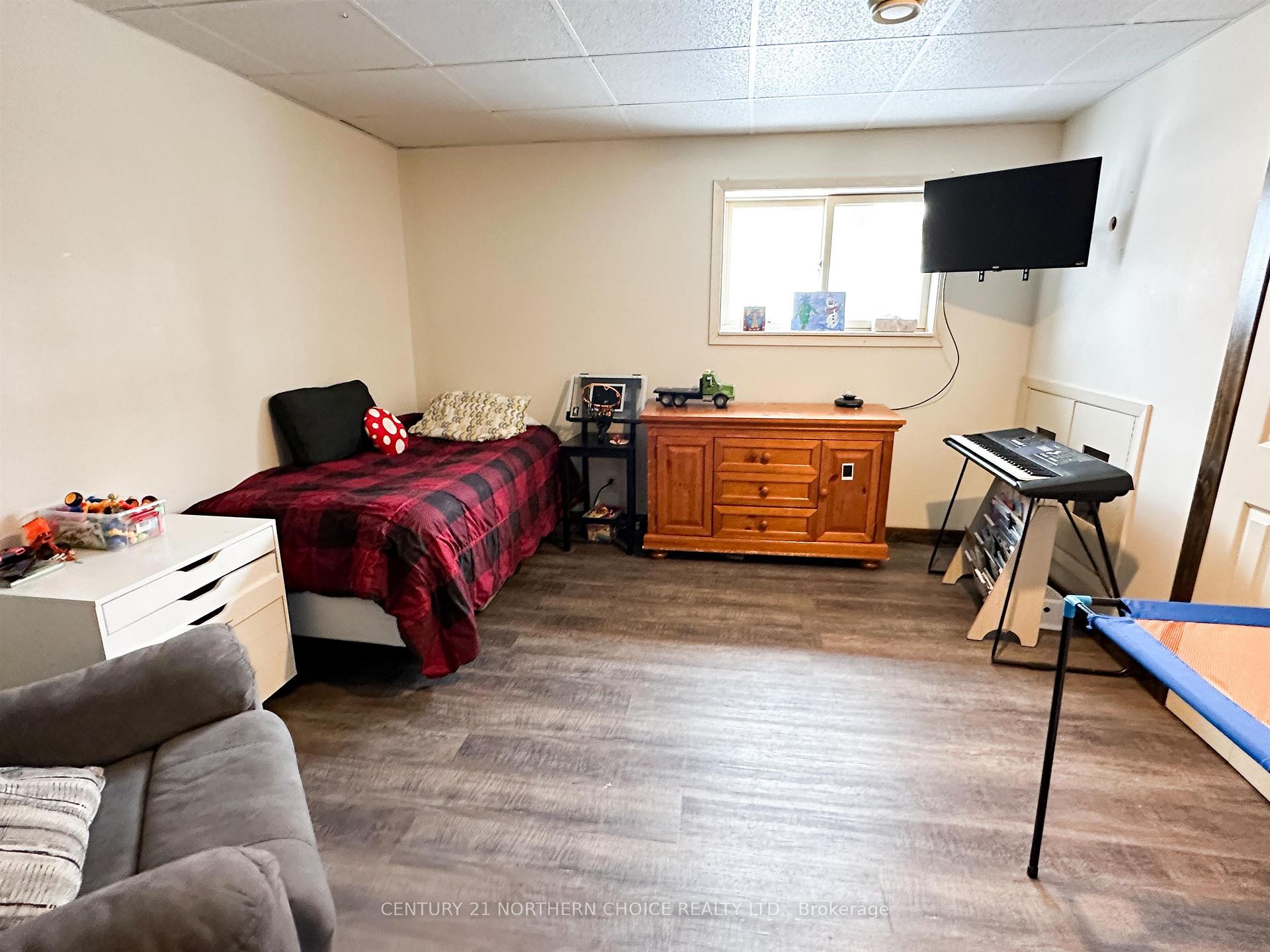 Photo 13 of 113 Birch Drive, Ear Falls — HOMEH