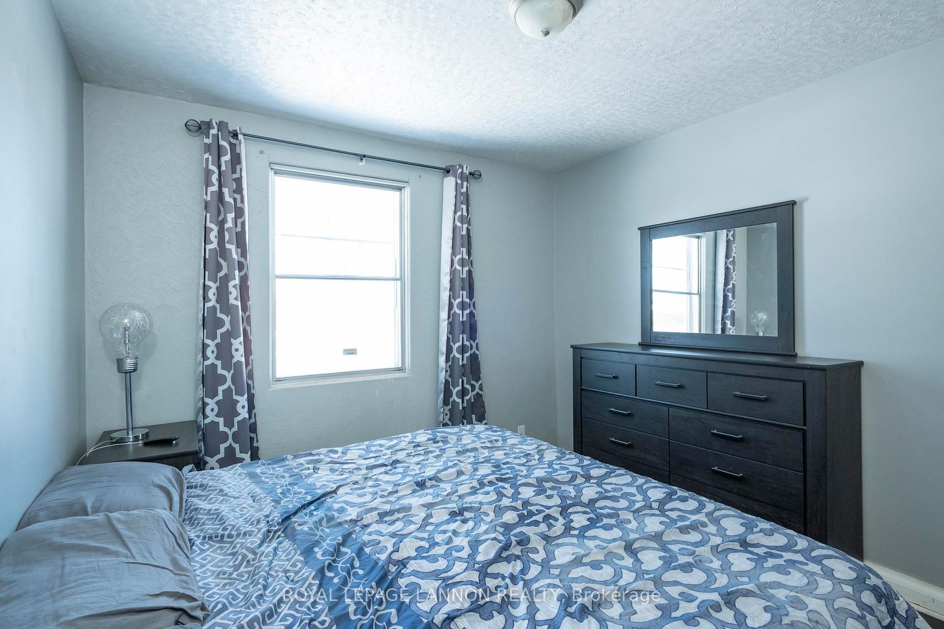 Photo 15 of 2146 Begin Street E, Thunder Bay, Green Acres — HOMEH