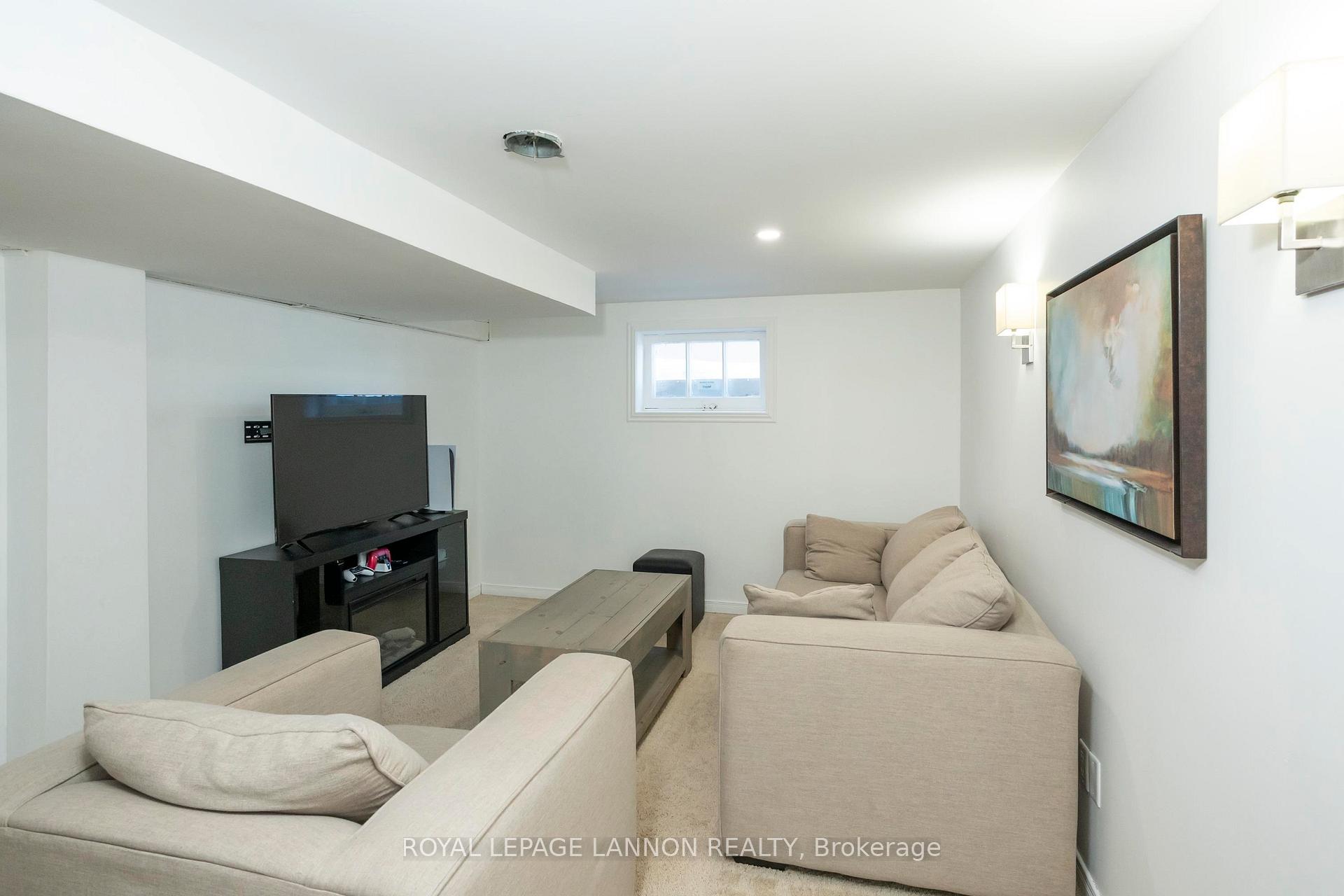 Photo 33 of 2146 Begin Street E, Thunder Bay, Green Acres — HOMEH