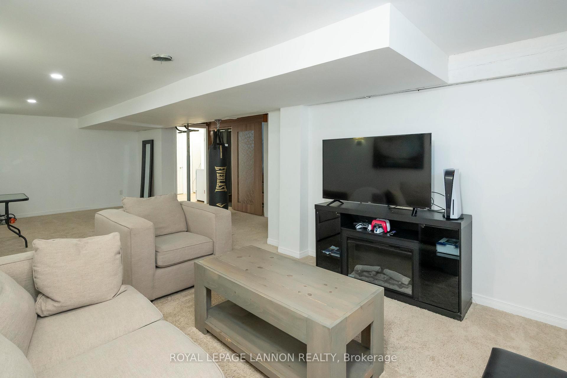Photo 34 of 2146 Begin Street E, Thunder Bay, Green Acres — HOMEH