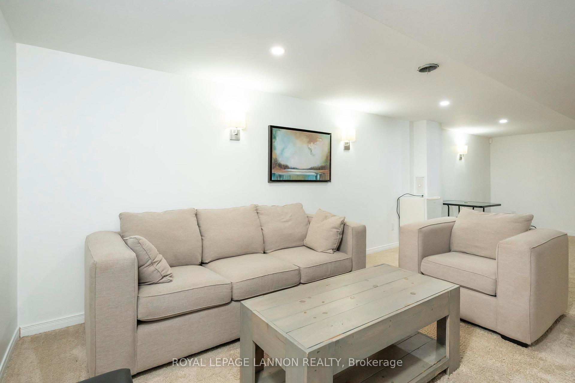 Photo 36 of 2146 Begin Street E, Thunder Bay, Green Acres — HOMEH