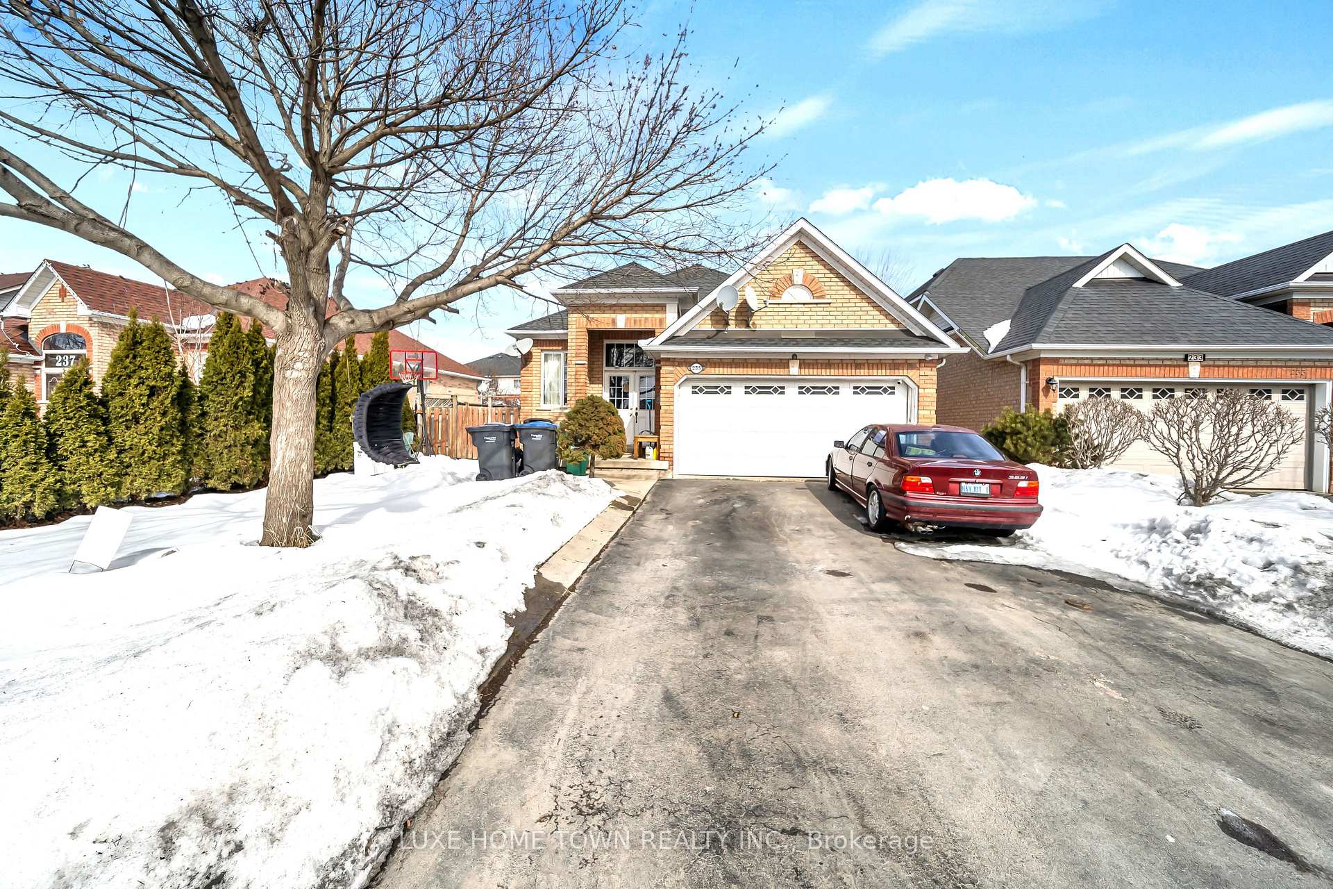 Photo 4 of 235 Van Kirk Drive, Brampton, Northwest Sandalwood Parkway — HOMEH