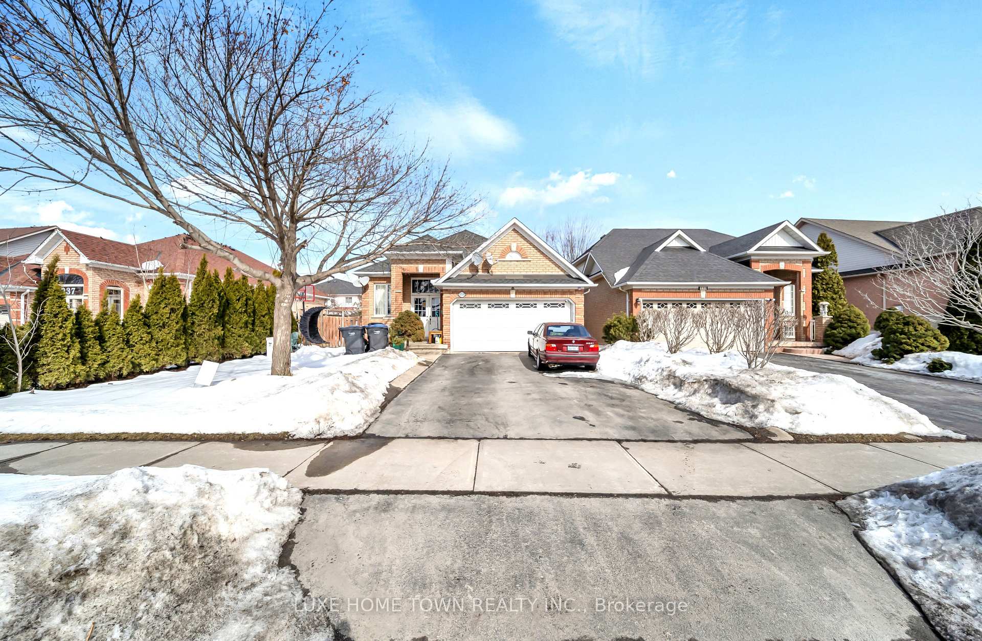 Photo 5 of 235 Van Kirk Drive, Brampton, Northwest Sandalwood Parkway — HOMEH