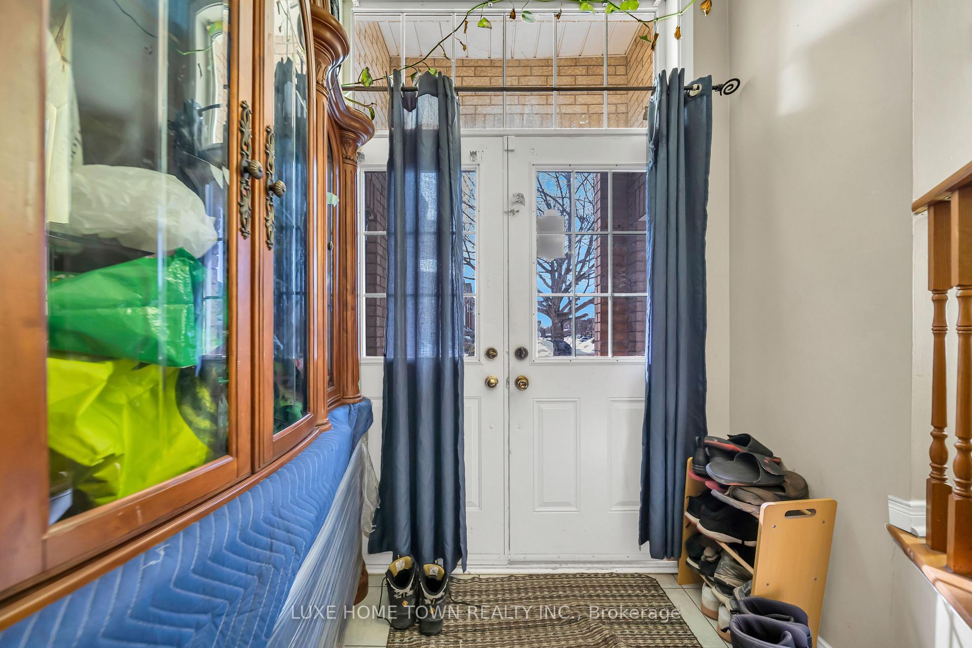 Photo 7 of 235 Van Kirk Drive, Brampton, Northwest Sandalwood Parkway — HOMEH