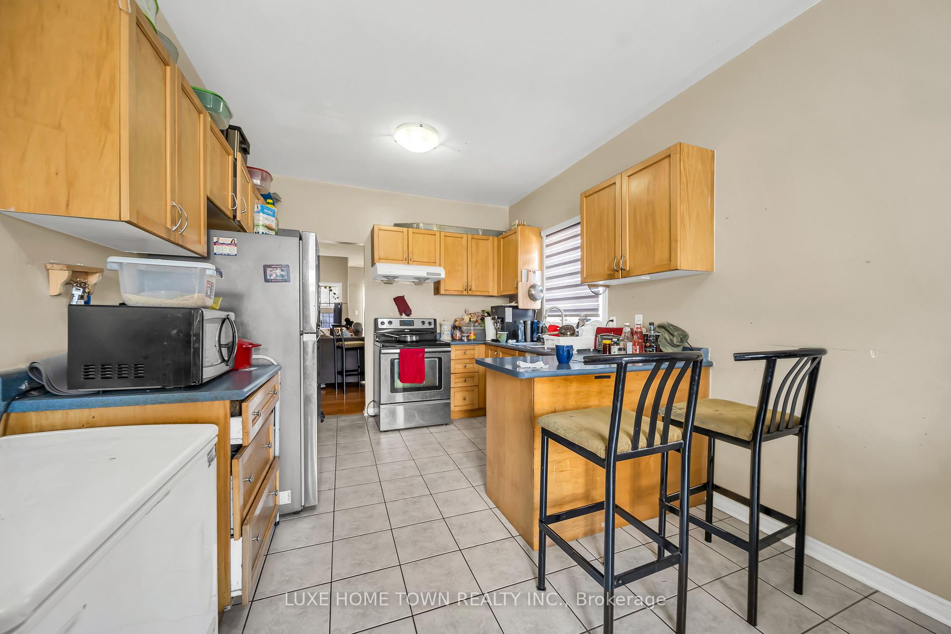 Photo 13 of 235 Van Kirk Drive, Brampton, Northwest Sandalwood Parkway — HOMEH