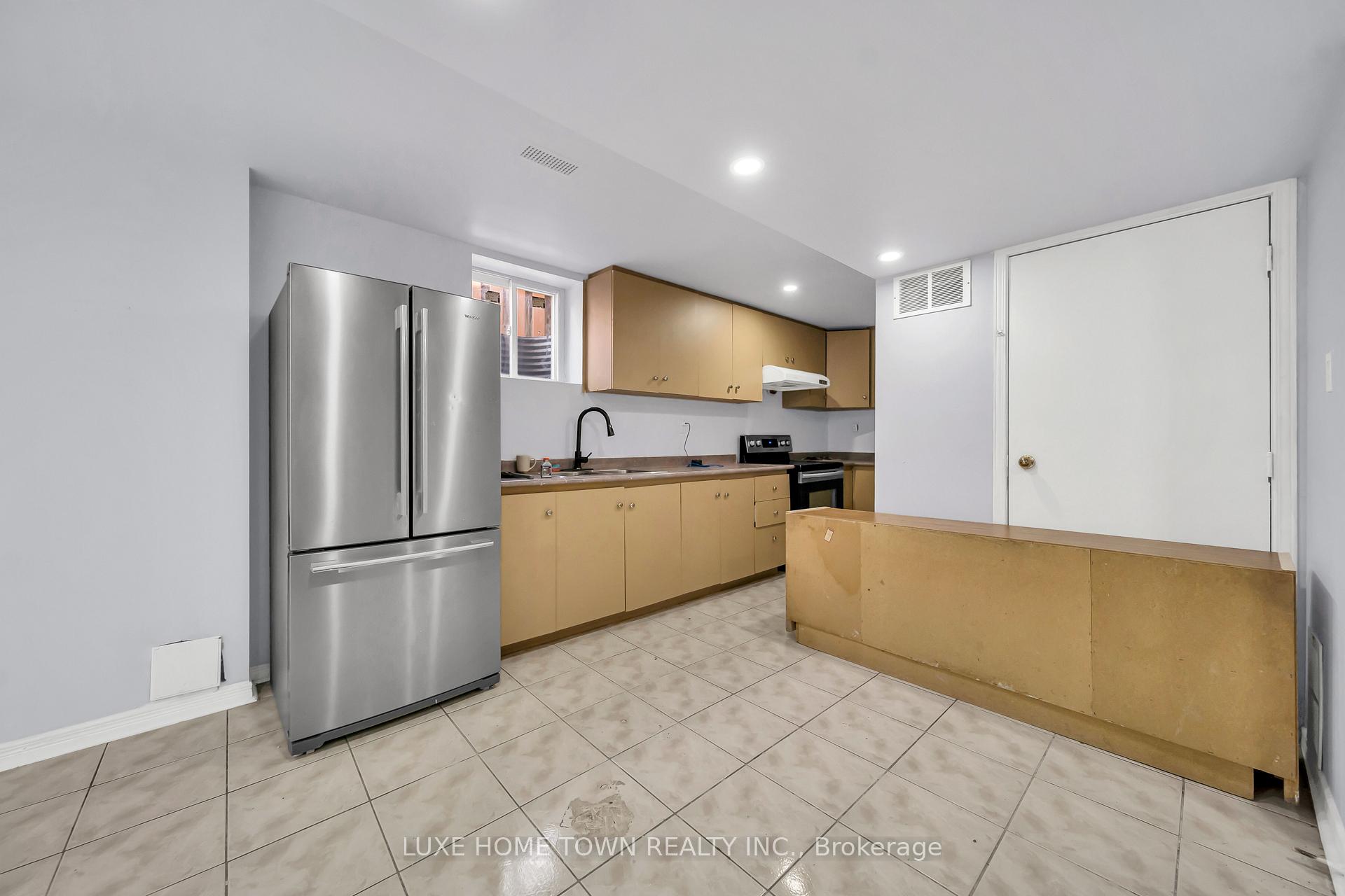 Photo 31 of 235 Van Kirk Drive, Brampton, Northwest Sandalwood Parkway — HOMEH