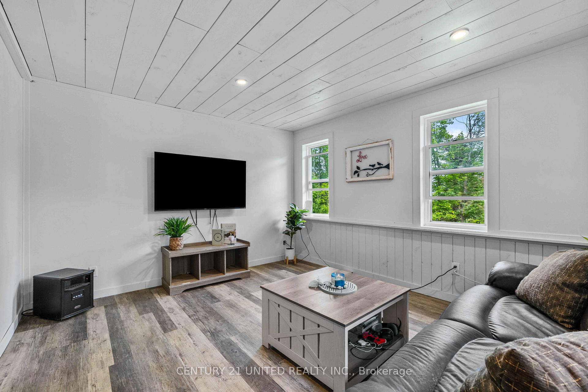 Photo 13 of 8 Library Road, North Kawartha — HOMEH