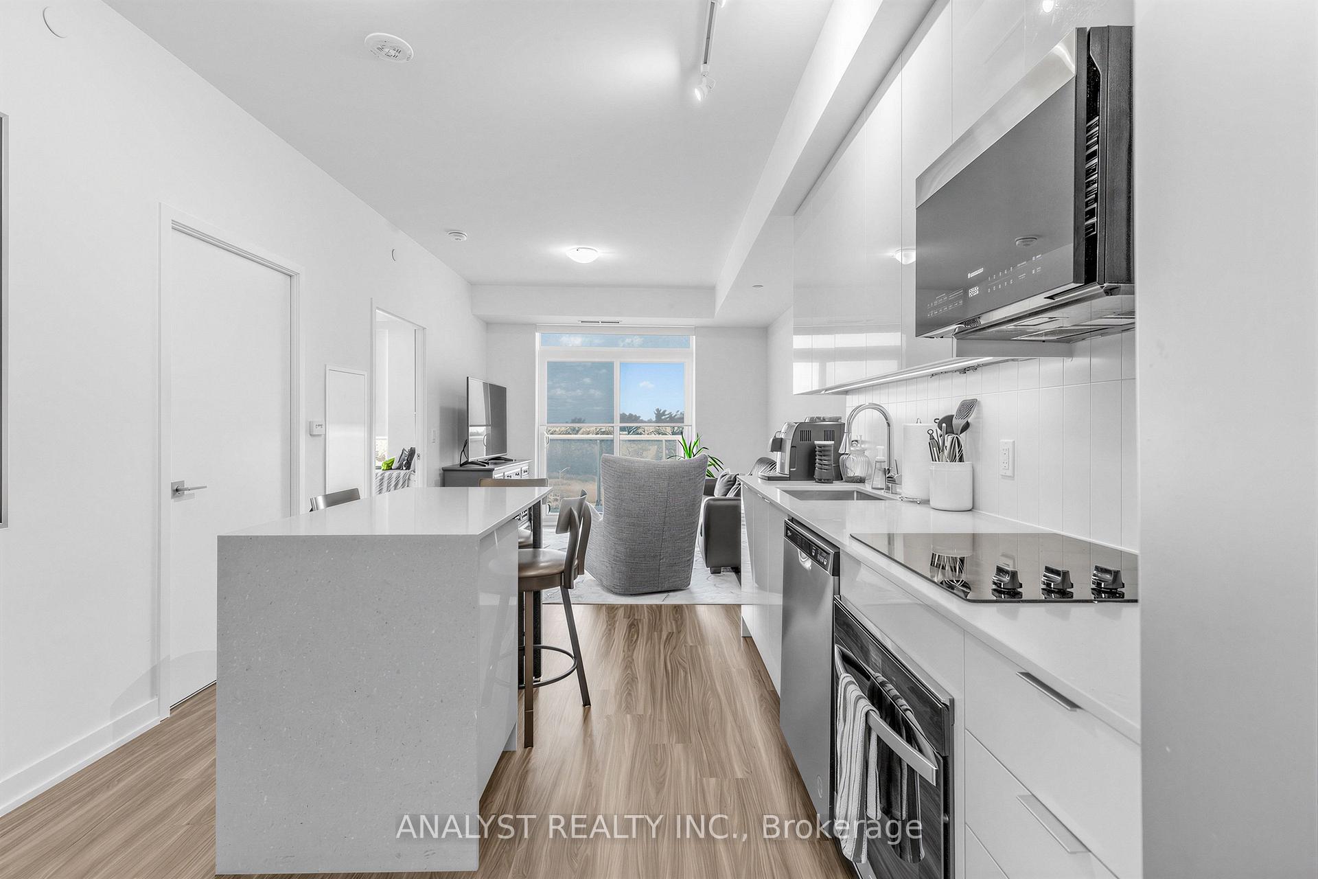 Photo 7 of Unit 522, 498 Caldari Road, Vaughan, Concord — HOMEH