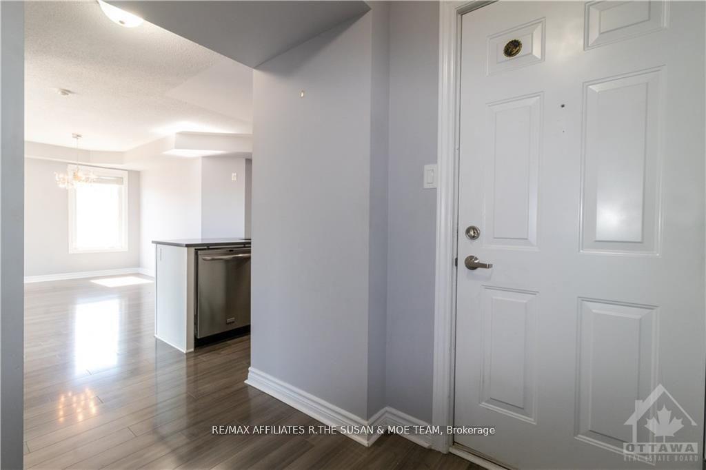 Photo 4 of Unit 8, 565 Stonefield Private, Ottawa, Barrhaven East — HOMEH