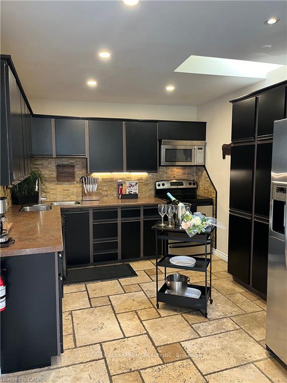 Photo 11 of Unit A, 56 King Street, Hamilton, Dundas — HOMEH