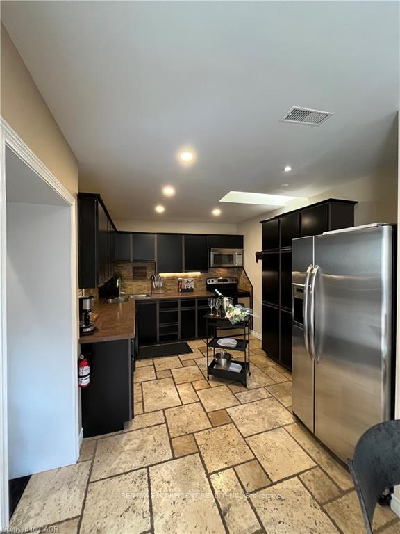 Photo 12 of Unit A, 56 King Street, Hamilton, Dundas — HOMEH