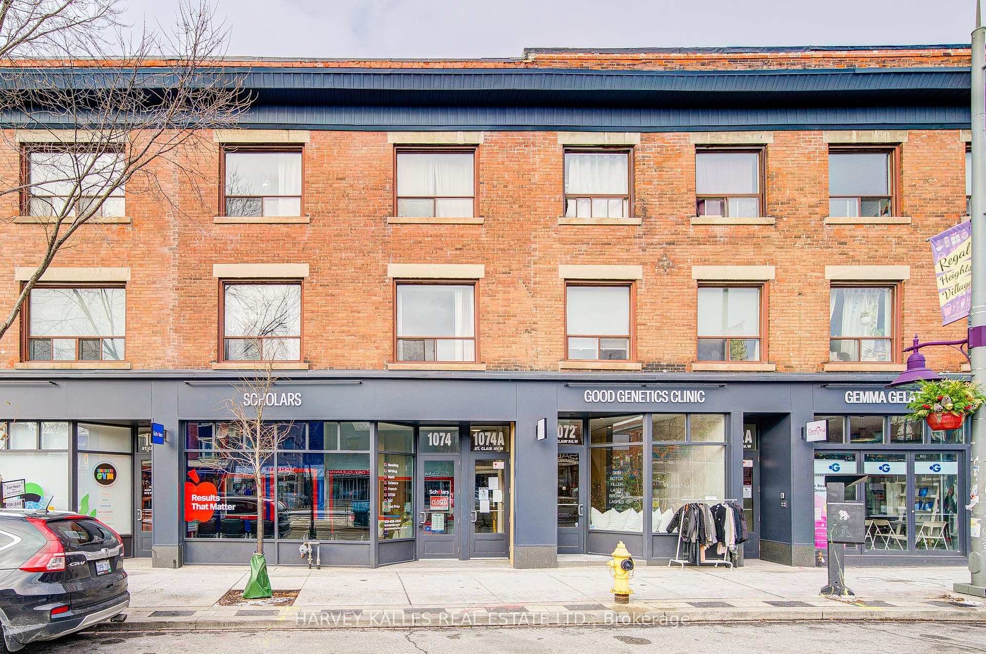 Front of Unit 4, 1074 St Clair Avenue W