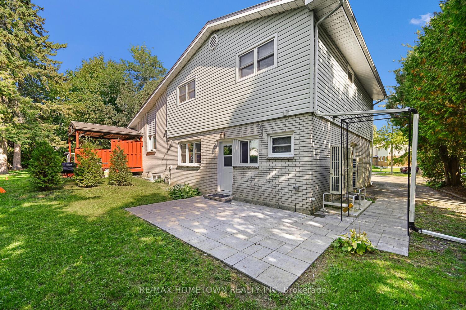 Photo 37 of 6 Maplewood Circle, Brockville, Brockville — HOMEH