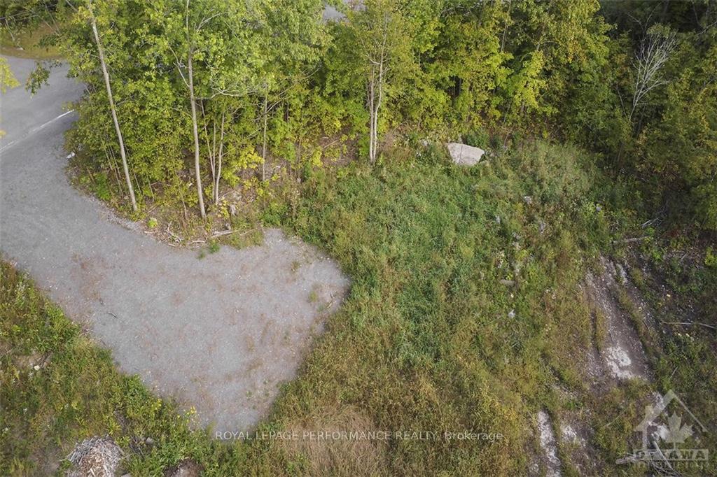 Photo 19 of 1310 Cumberland Ridge Drive, Ottawa, Cumberland Ridge — HOMEH