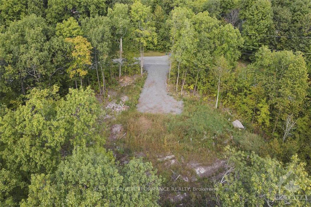 Photo 21 of 1310 Cumberland Ridge Drive, Ottawa, Cumberland Ridge — HOMEH