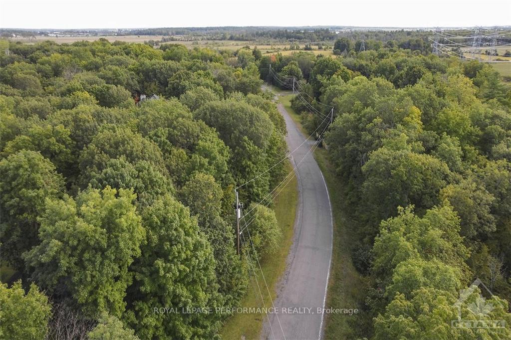 Photo 23 of 1310 Cumberland Ridge Drive, Ottawa, Cumberland Ridge — HOMEH