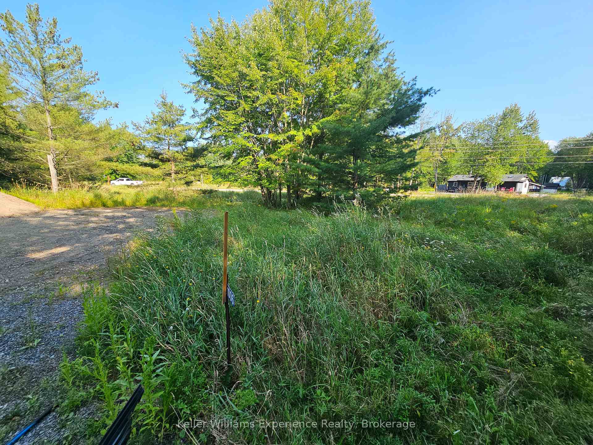 Photo 2 of 1006 Bowyers Beach Road, Bracebridge, Monck (Bracebridge) — HOMEH