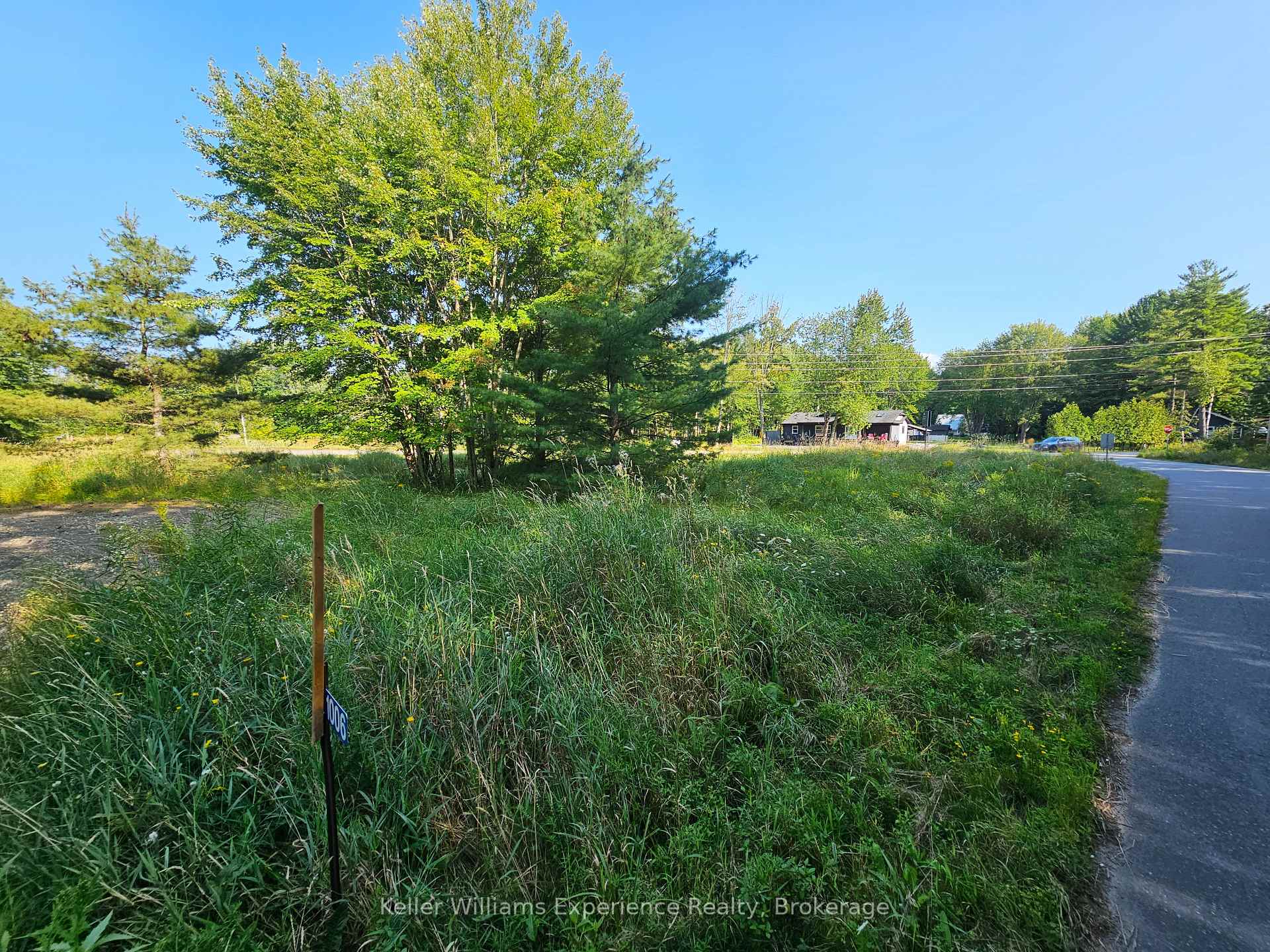 Photo 3 of 1006 Bowyers Beach Road, Bracebridge, Monck (Bracebridge) — HOMEH