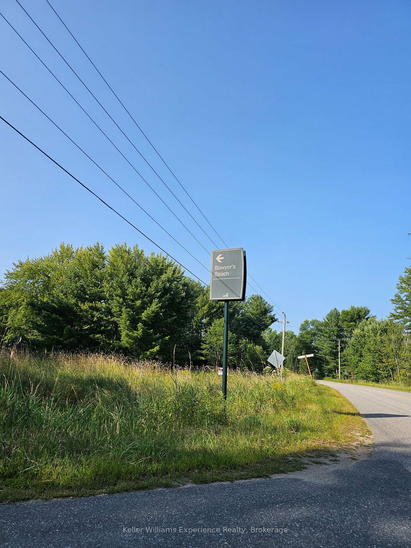 Photo 9 of 1006 Bowyers Beach Road, Bracebridge, Monck (Bracebridge) — HOMEH