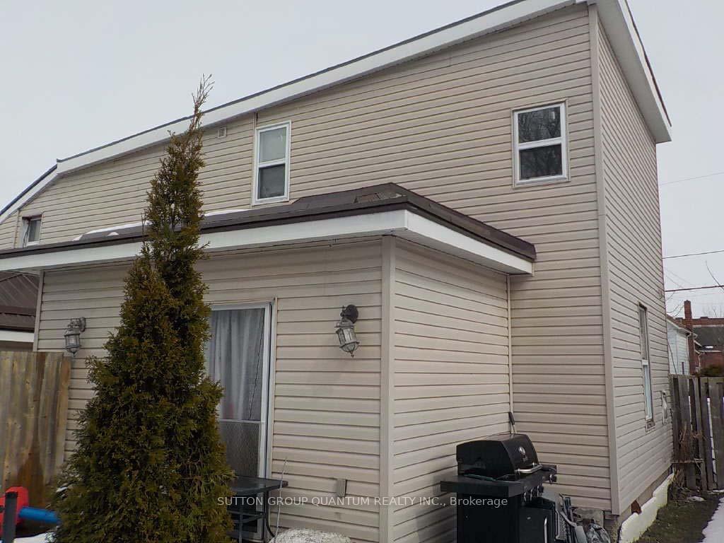 Photo 3 of 60 & 62 Everett Street, Belleville, Belleville Ward — HOMEH