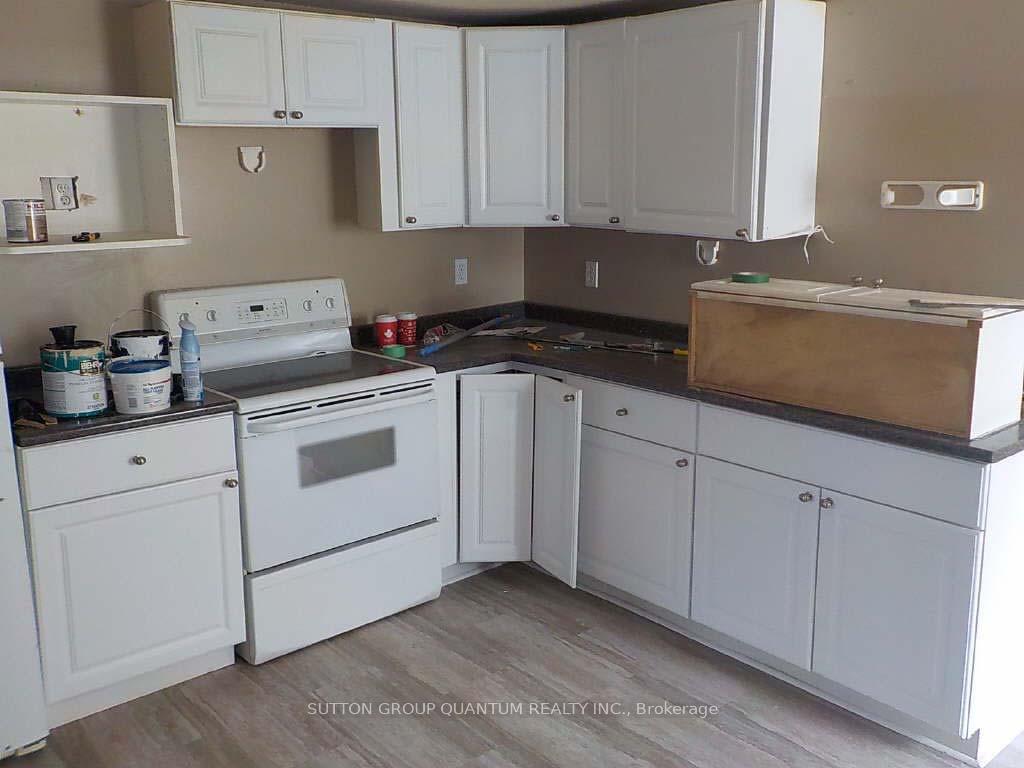 Photo 9 of 60 & 62 Everett Street, Belleville, Belleville Ward — HOMEH